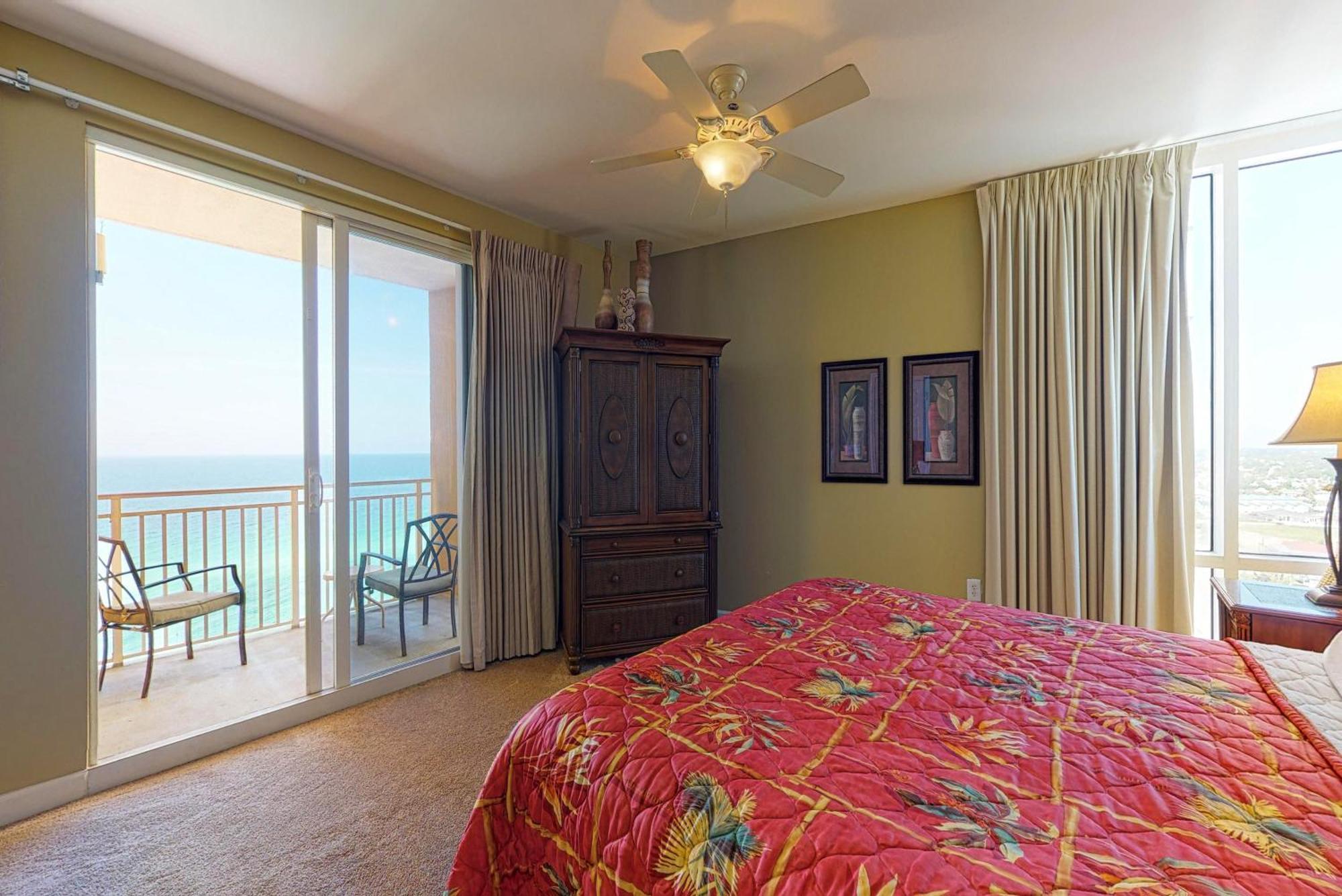 The Splash And West Apartment